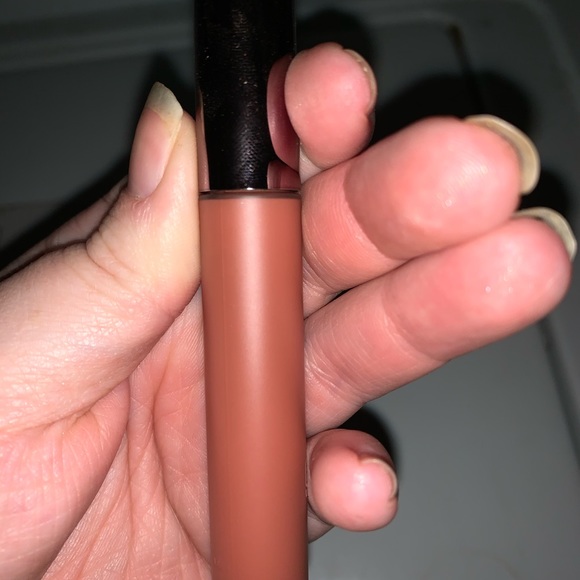 NWOT makeup - Picture 4 of 4